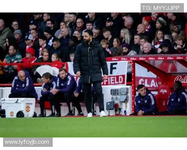 镜头回顾：曼联这一幕令人泪目