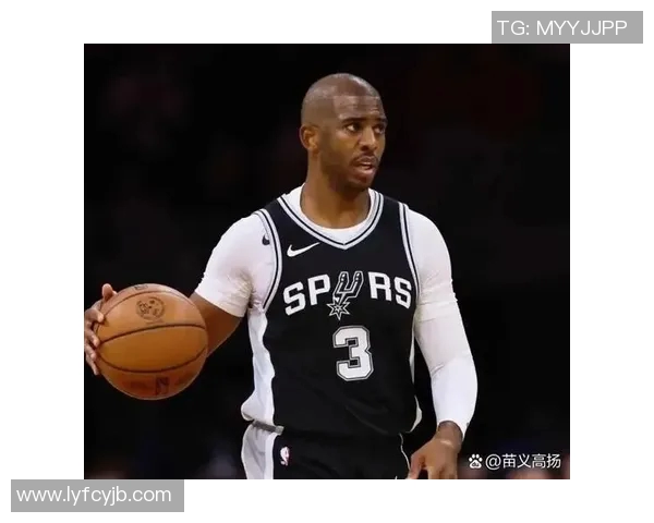 冲突升级！保罗与教练发生激烈争执